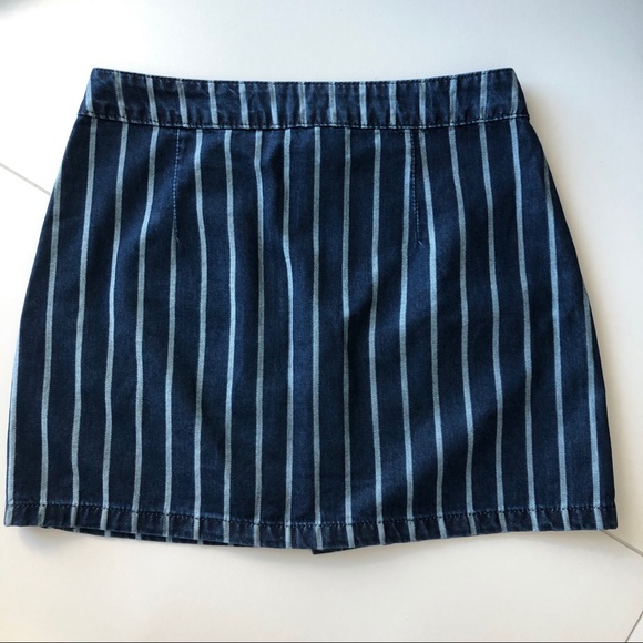 J Brand Denim Skirt - Picture 2 of 2